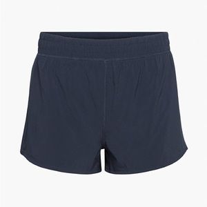 Aritzia TnAction TNAMove Lunge 2” Short